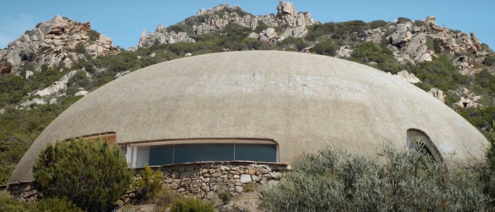 Quell’Ufo atterrato nella Sardegna selvaggia e abbandonato. E’ ora di salvarlo