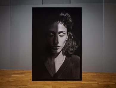 “A distanza di un cazzotto o di una carezza”: Letizia Battaglia e la verità dentro le foto